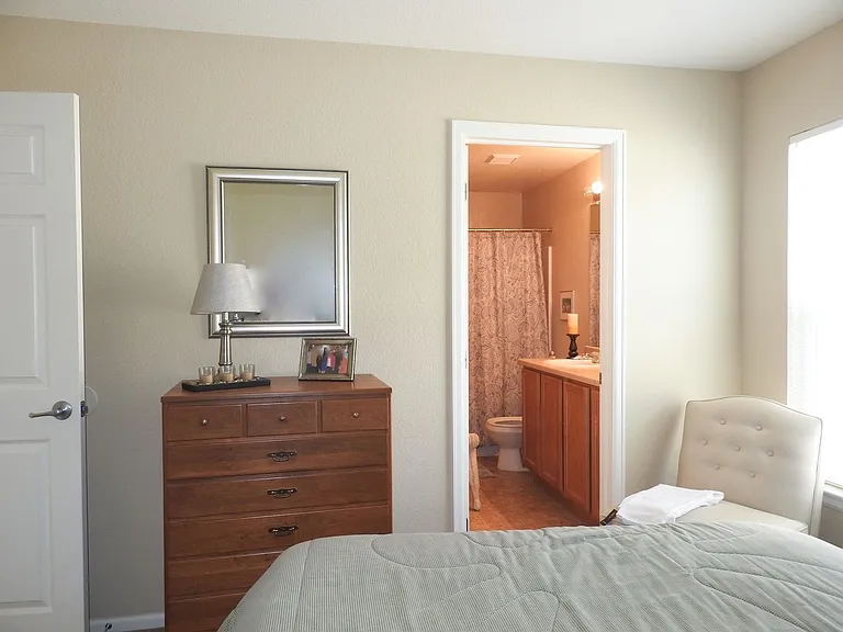 10028 E 28th Ave — Photo 10