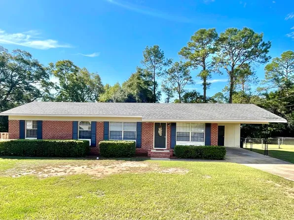 2303 Debbie Dr, Dothan, AL 36303