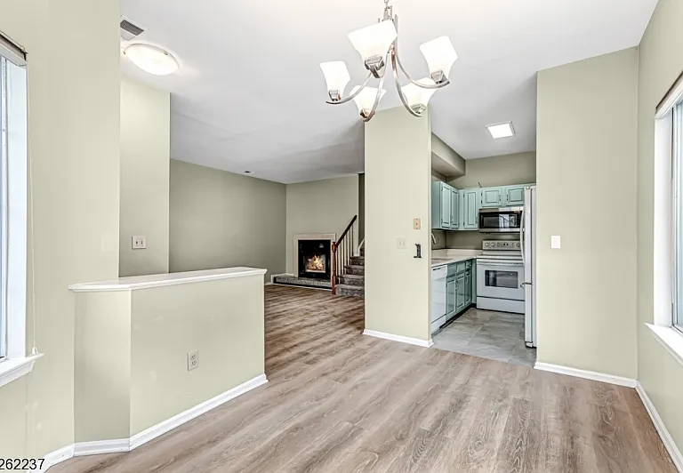 78 Academy Ct — Photo 5