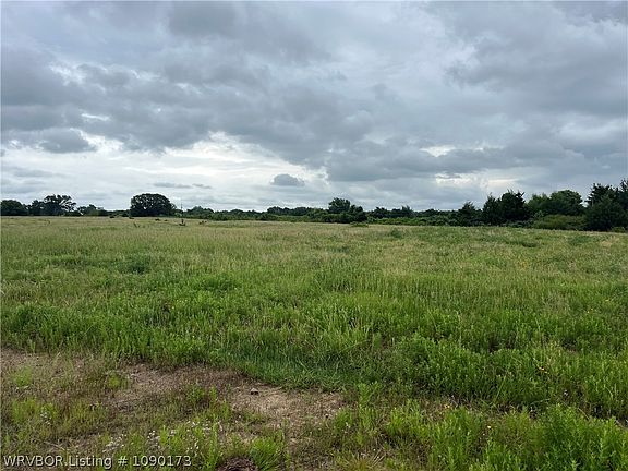 4th image of W County Road 1250