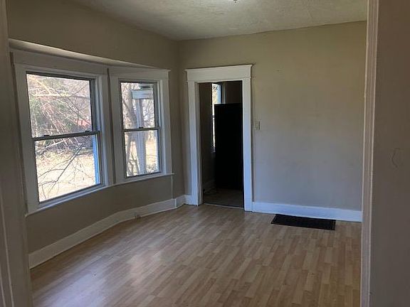 4th image of 3521 W Muhammad Ali Blvd