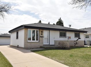 8707 W Tripoli Ave, Milwaukee, WI 53228