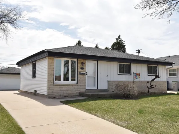 8707 West Tripoli AVENUE, Milwaukee, WI 53228