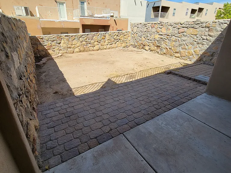 703 Athenian Way — Photo 14