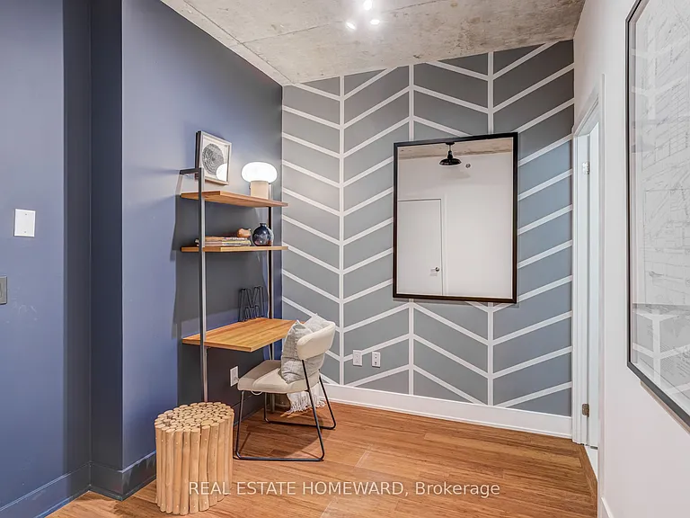 90 Trinity St #709 — Photo 11