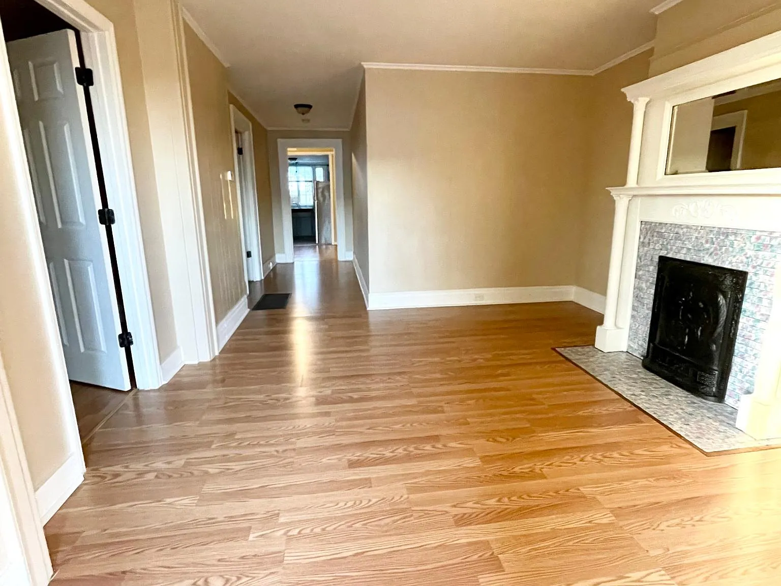 2018 Clifton Ave — Photo 2