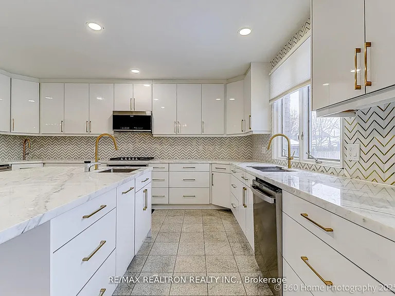 29 Sultana Ave — Photo 39