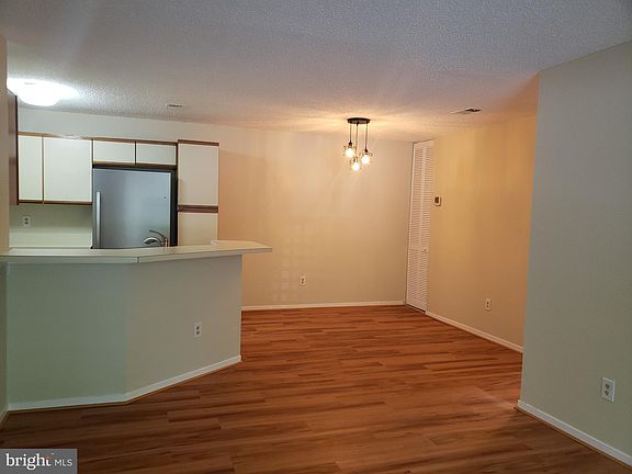 4th image of 11705 Summerchase Cir #A-1705