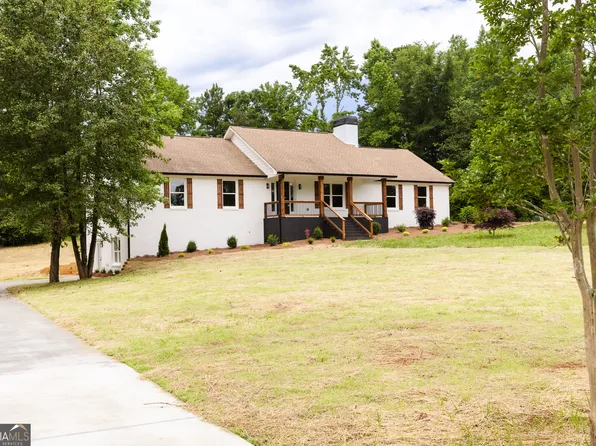 4108 Cottonwood Dr, Braselton, GA 30517