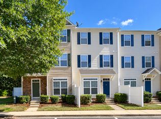 2220 Valley Edge Dr, Raleigh, NC 27614
