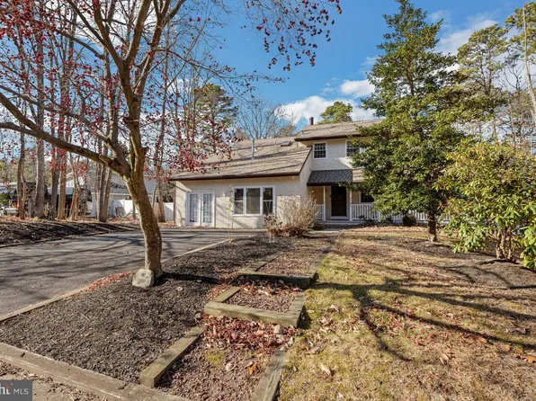 37 Eastwood Dr, Voorhees, NJ 08043