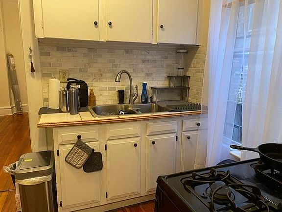 5th image of 125 W 1st Ave APT A