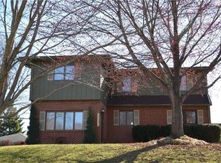 3705 SW 8th St, Des Moines, IA 50315