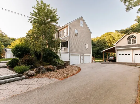 44-44A Bear Hill Rd, Newton, NH 03858