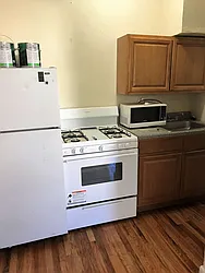 Rented by Kirrane William