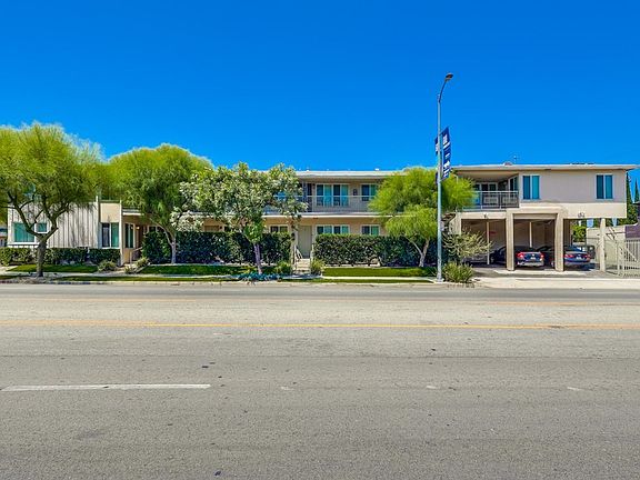 3rd image of 3121 W Slauson Ave APT 5