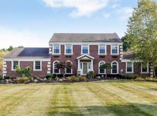 7 Green Farm Ln, Stockton, NJ 08559
