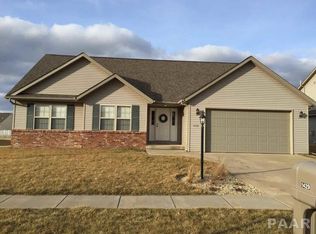 1429 Willow Dr, Washington, IL