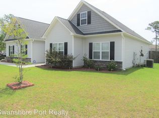 117 Peytons Ridge Dr, Hubert, NC 28539