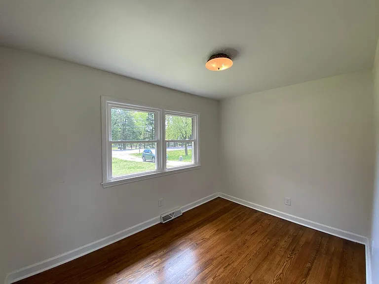 10033 Ligon Mill Rd — Photo 14