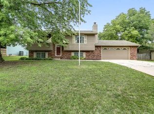 2019 N Forest Park St, Derby, KS 67037