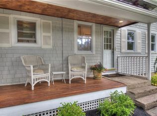 67 Rose Hill Rd, Saunderstown, RI 02874