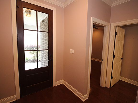 4th image of 13 Fleur De Lis Dr
