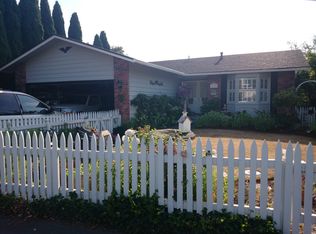 3338 9th Ave W, Seattle, WA 98119