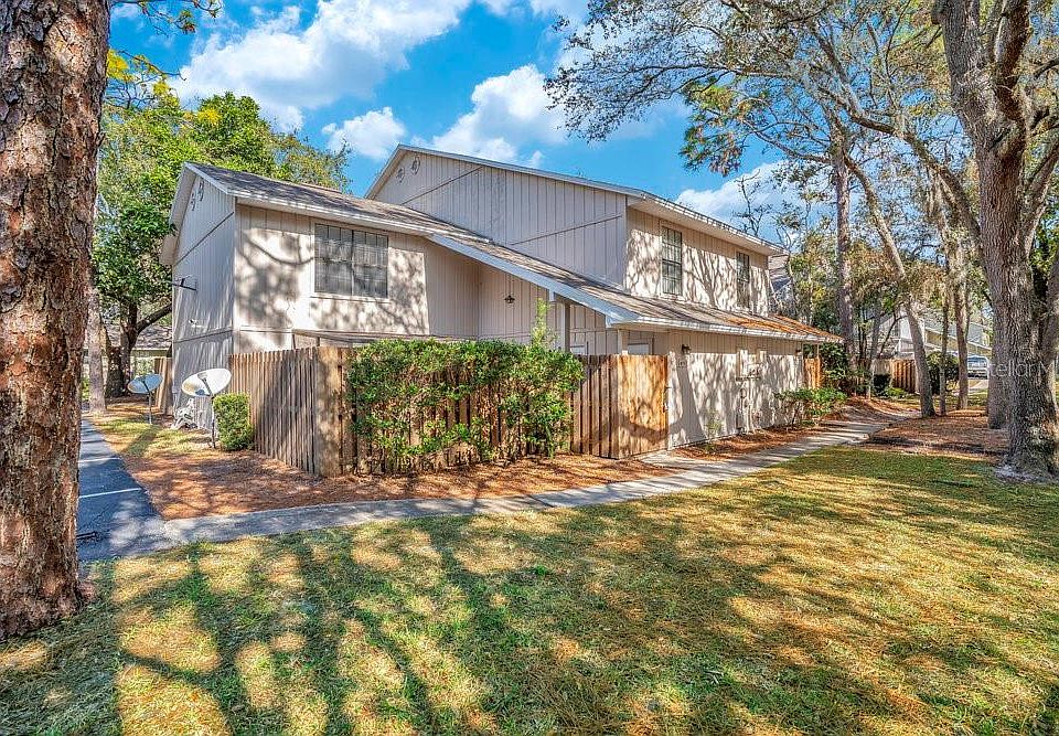 1st image of 4592 Lighthouse Cir #77
