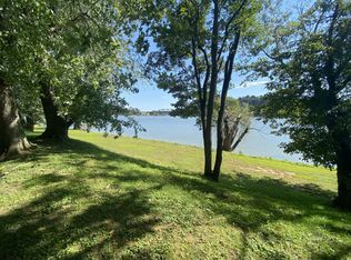 John St, Belpre, OH 45714