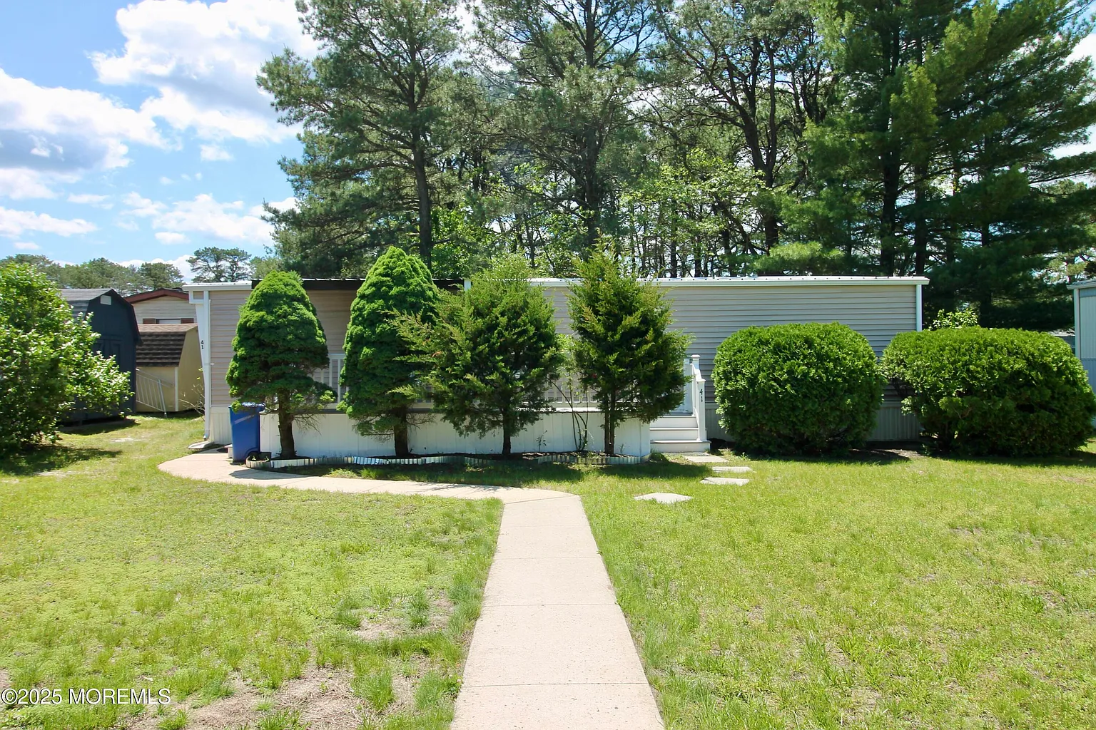 41 Eagle Drive photo 1
