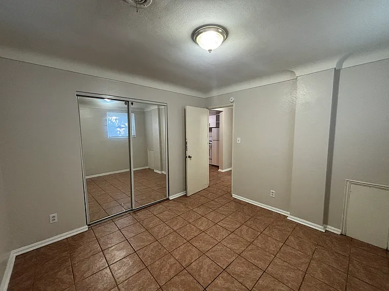 2685 Whiteway Rd #2 — Photo 8