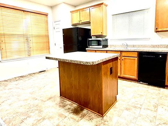 4th image of 3565 Eagle Ridge Dr