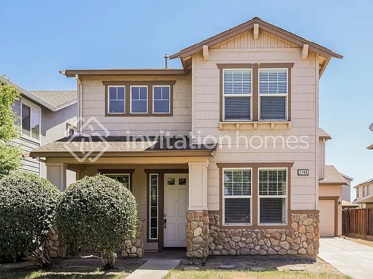 2748 Cobbler St — Photo 1