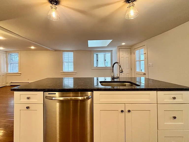 156 Bungalow Ave — Photo 11