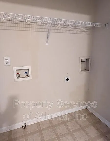 2207 Miranda Dr — Photo 13