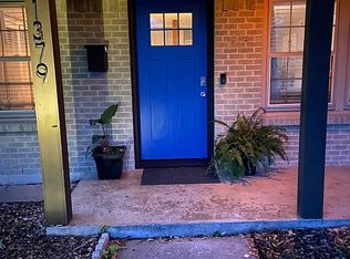 11379 Lanewood Cir, Dallas, TX 75218