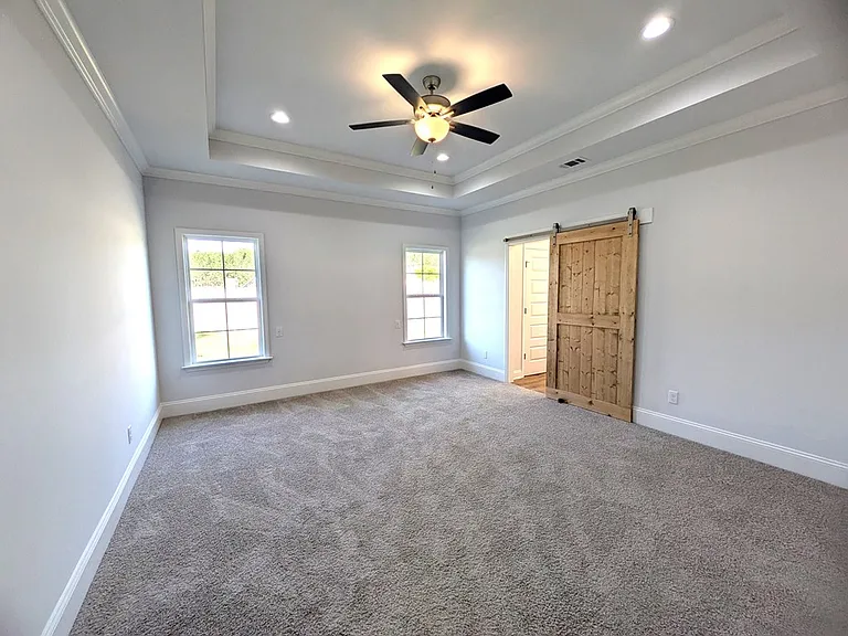 111 Nicole Britt Dr — Photo 15