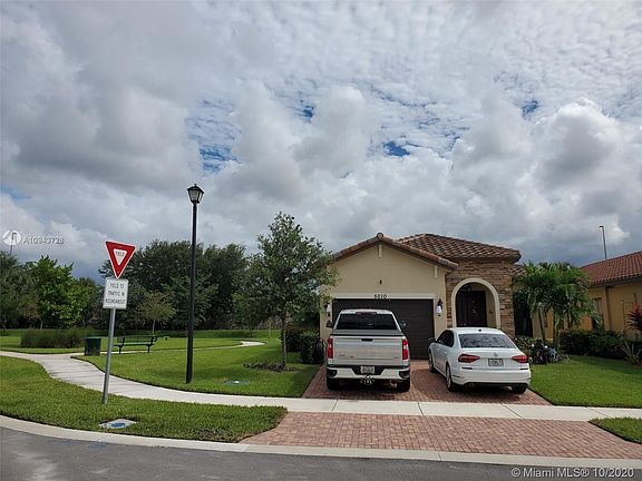 2nd image of 5010 NW 48th Ln