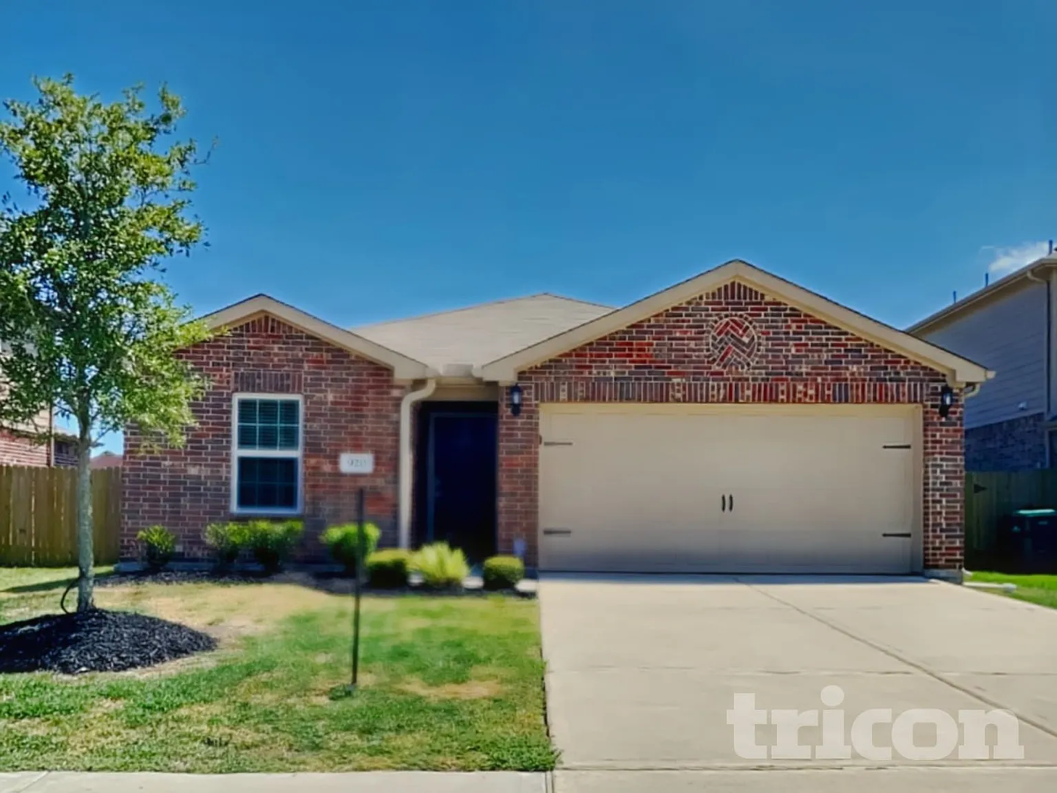 920 American Monarch Drive La Marque TX — Photo 1