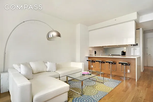 Sold by Compass | media 2