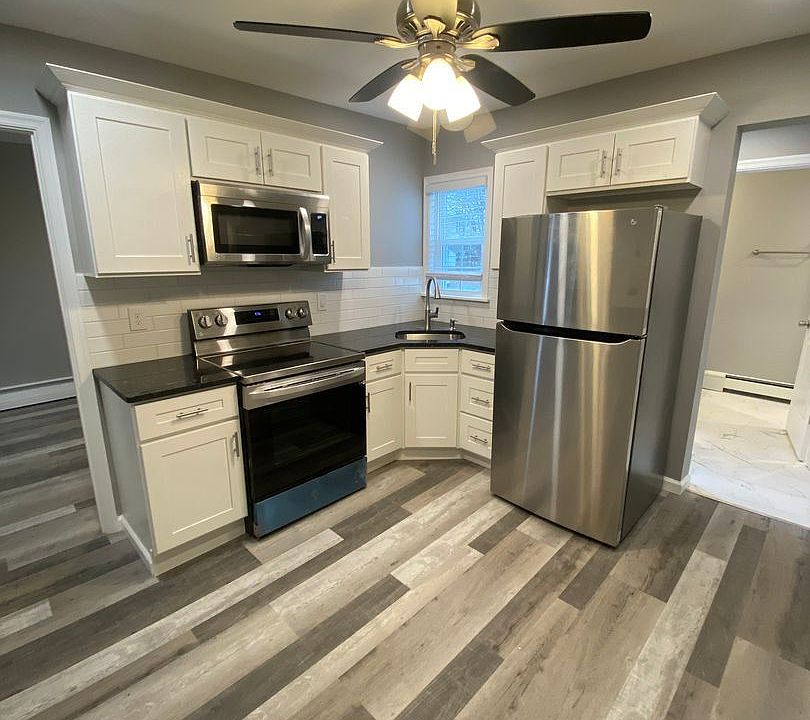 1st image of 102-104 S 3rd St #11008501
