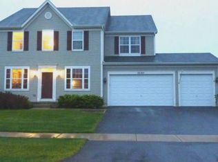 25301 W Knoll Rd, Plainfield, IL 60544