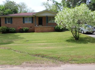 5643 Whippoorwill Dr, Macon, GA 31216