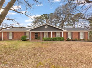 181 Montclair Dr, Jackson, TN 38301