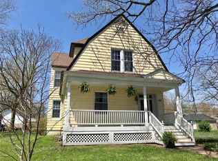 1107 Troy Rd, Edwardsville, IL 62025