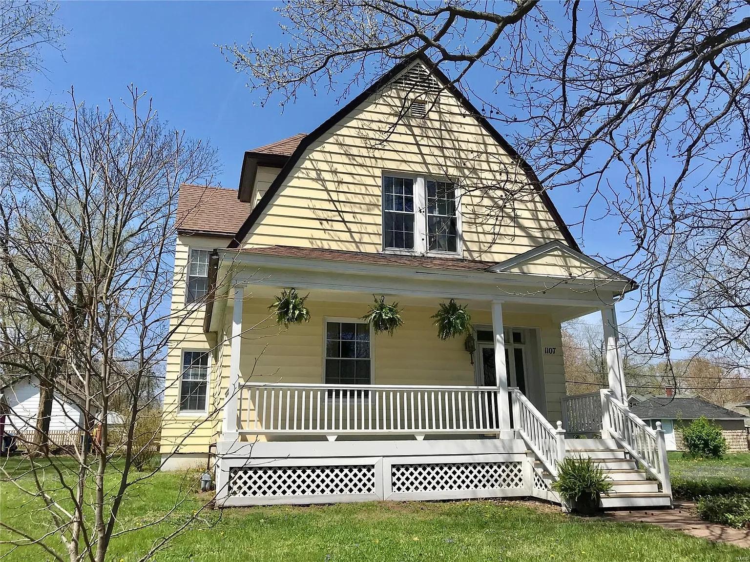 1107 Troy Rd photo 1