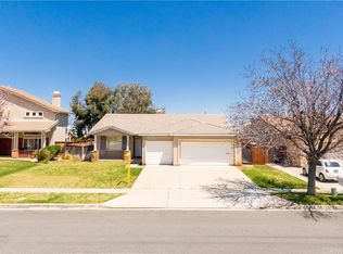 1241 Barcelona St, Corona, CA 92882