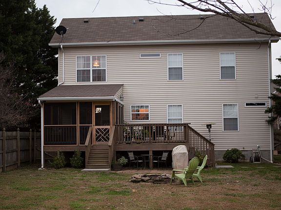 5th image of 4409 Aylesbury Dr