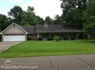 28610 Norwood Dr, Livingston, LA 70754